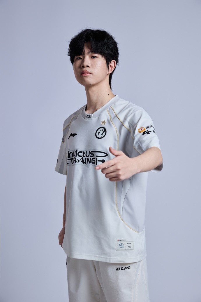 官方发布2026IG定妆照：極往开来，聚火成炬，破阵踏征途！