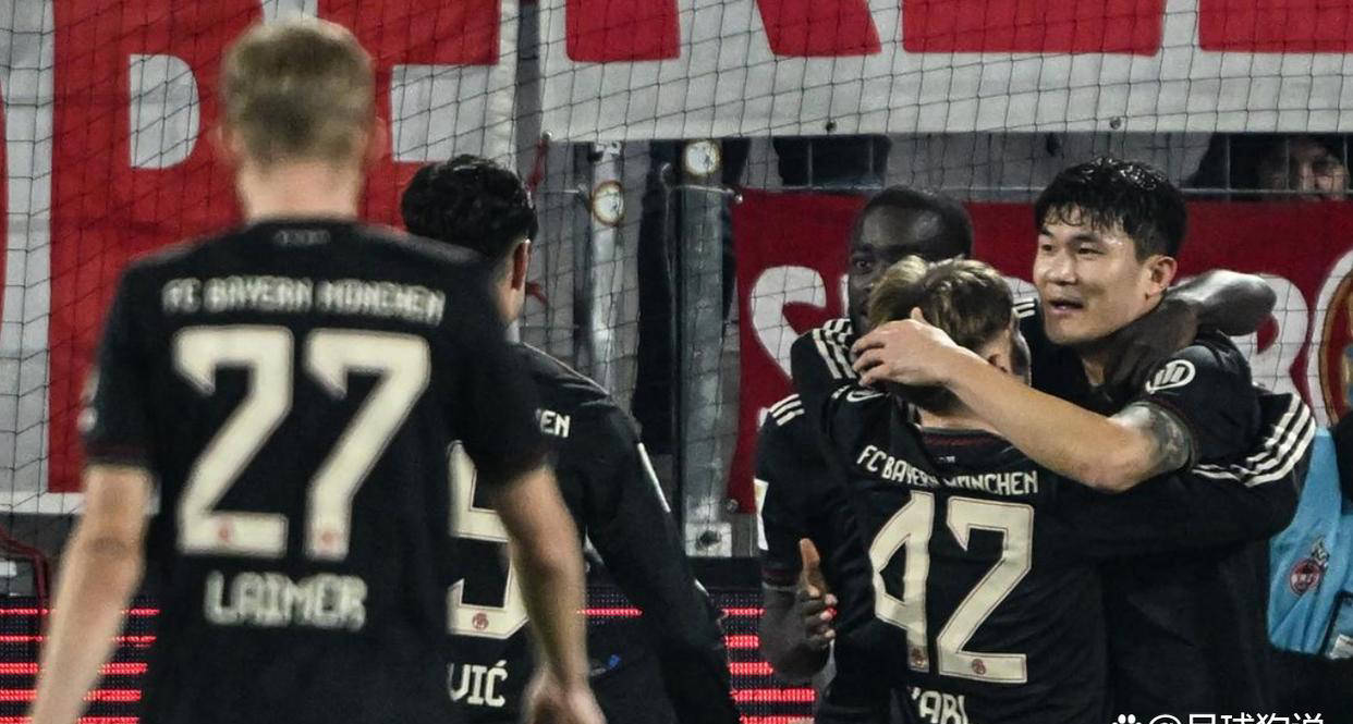 德甲第17轮精彩对决：拜仁3-1逆转科隆，孔帕尼创造历史，冠军前景明朗